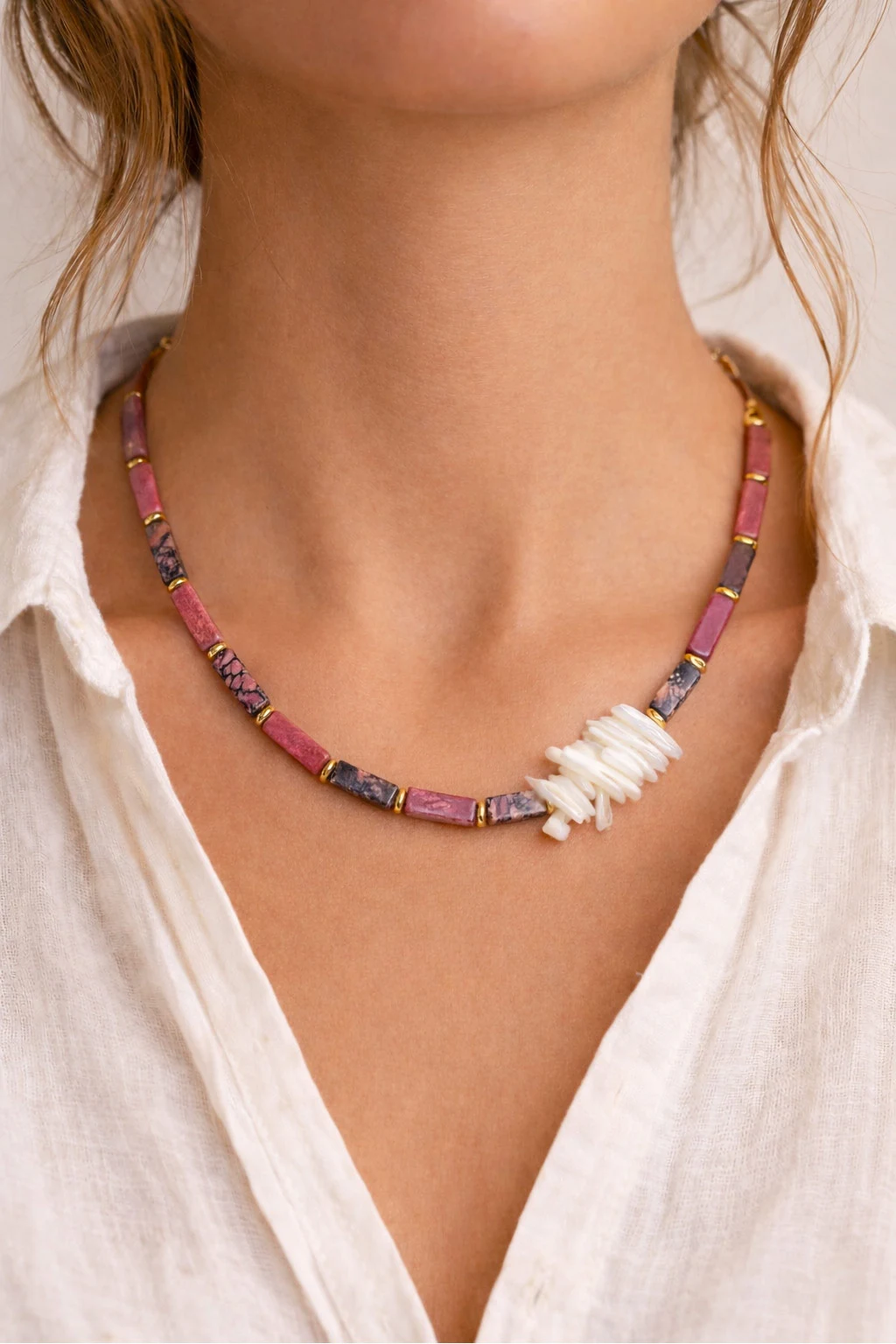 Stitch Rhodonite Taşı ve Dal Sedef Kolye Stitch Rhodonite Taşı ve Dal Sedef Kolye