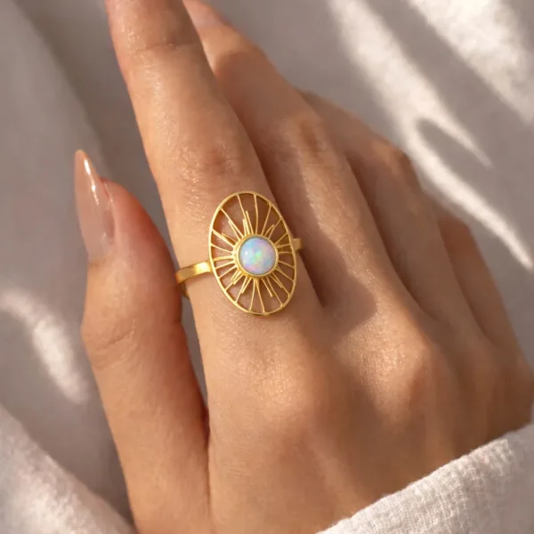 Opal Yüzük